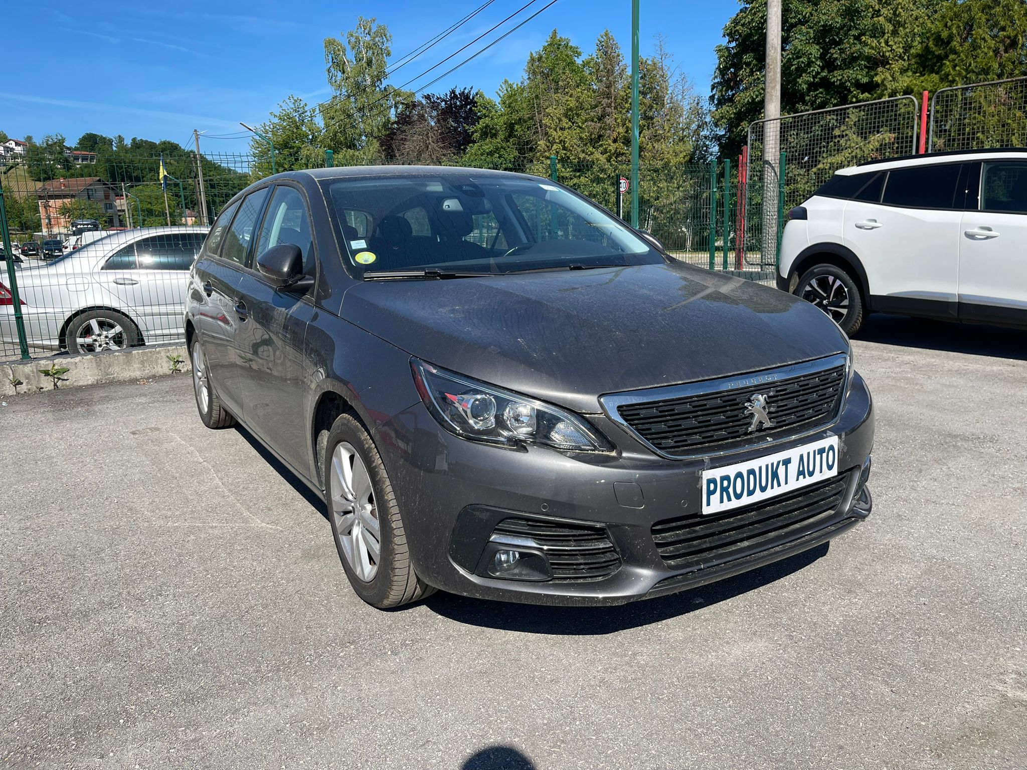 Peugeot 308 SW  (2021) - 151.898 km